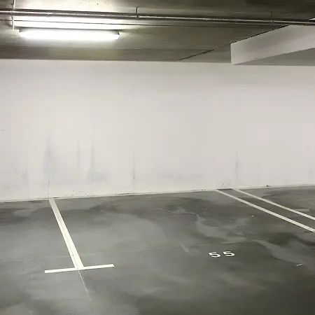 Calamo Park, Z Klimatyzacja アパート